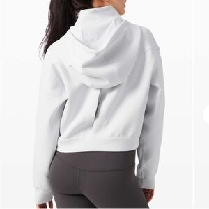 Lululemon rogue renegade hoodie alpine white size 6